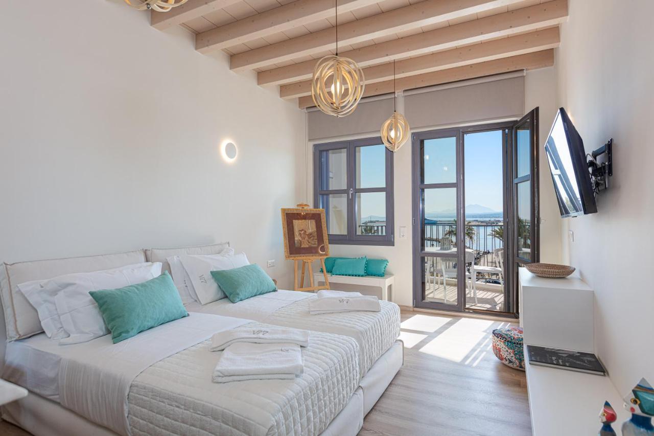 V77 Seafront Suites Rethymno  Exterior photo